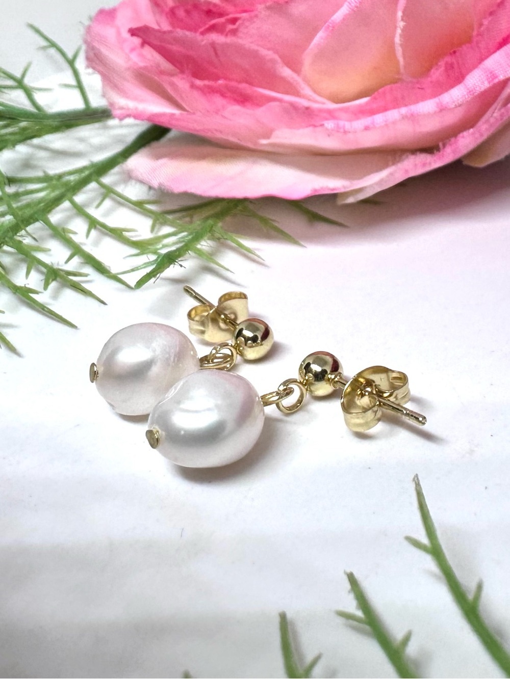 NEW⚜️Freshwater Pearl Single Drop Earrings - Picture 2 of 4